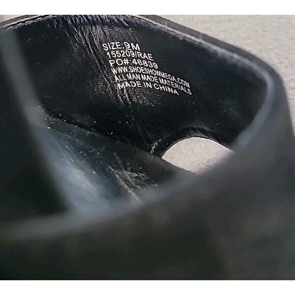 Black Chunky Heels – Women’s 9M –Ankle Strap Sandals – Goth Festival GUC - Picture 11 of 11